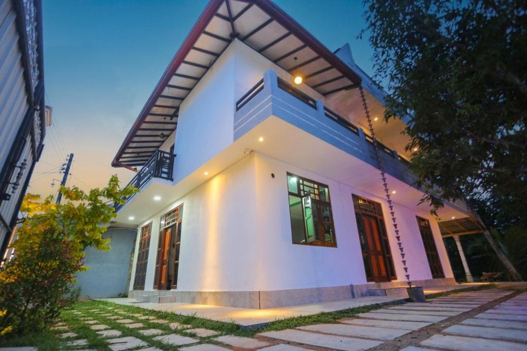 Whole Ceylon Heights Villa